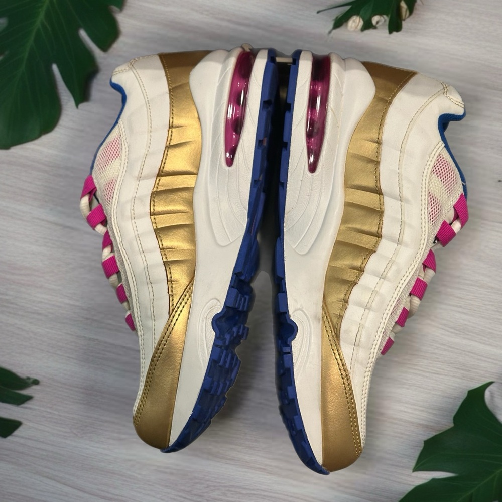 Nike Air Max 95 LE 'Peanut Butter & Jelly' sneakers. Size 6.5 Y or women’s 8. - Picture 3 of 5
